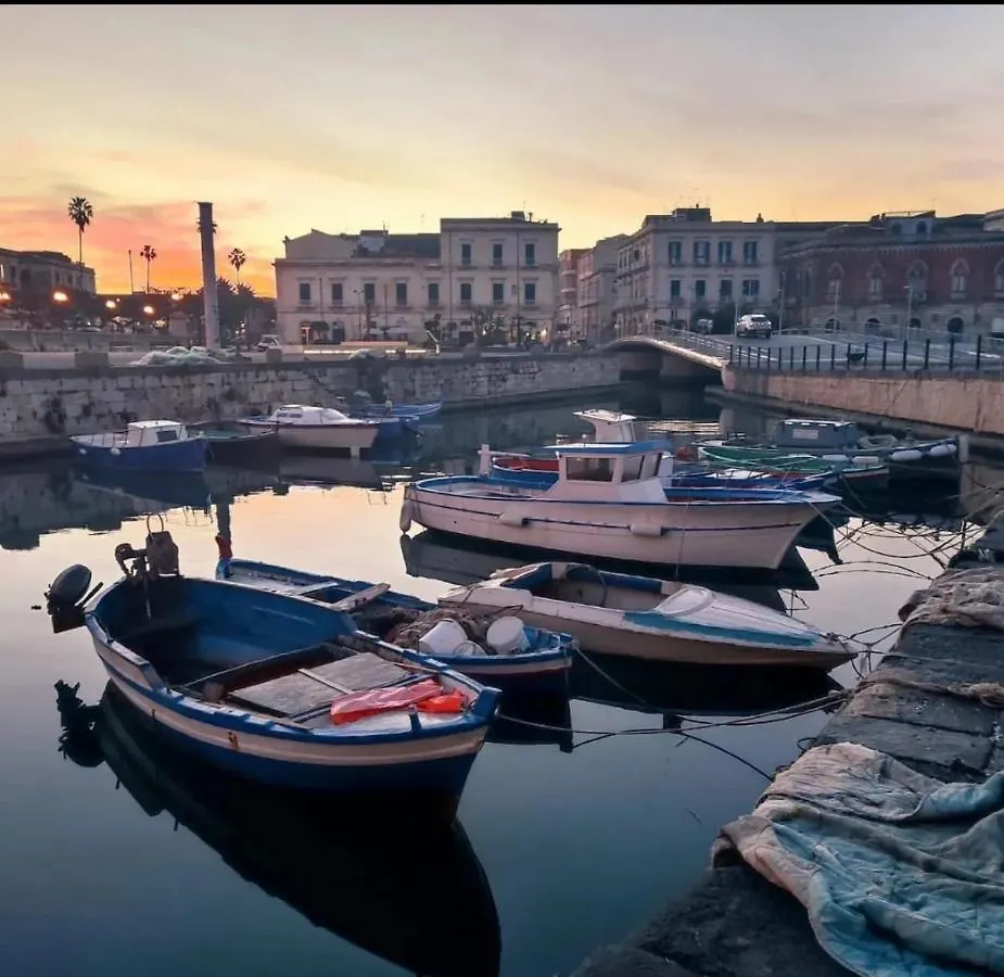 La Casetta Di Diana Ortigia سيراكوزا