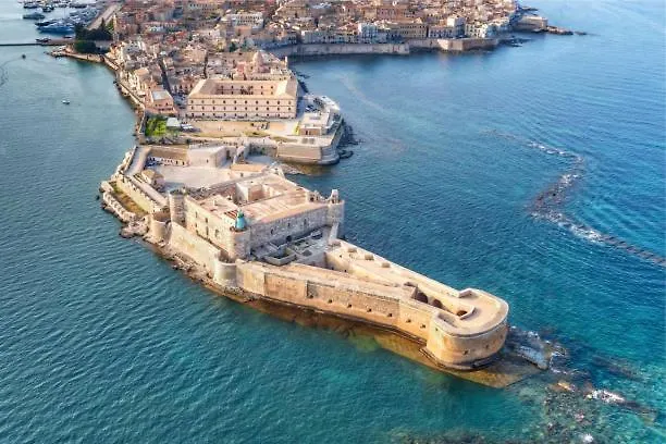 بيت للعطل La Casetta Di Diana Ortigia سيراكوزا