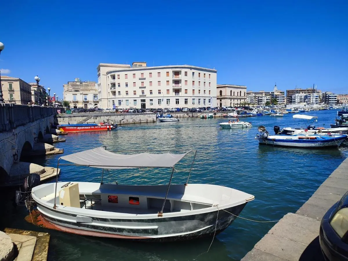 La Casetta Di Diana Ortigia سيراكوزا بيت للعطل
